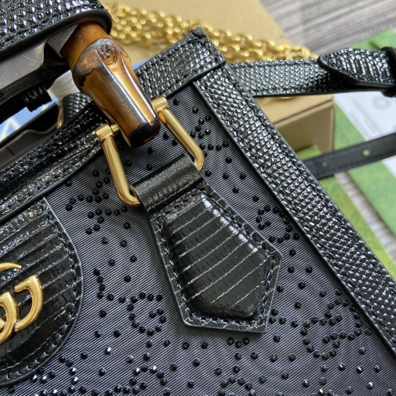 Gvc*1 tote bags